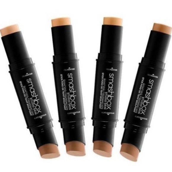 Smashbox Other - {Smashbox} Studio Skin Shaping Foundation 2.2
